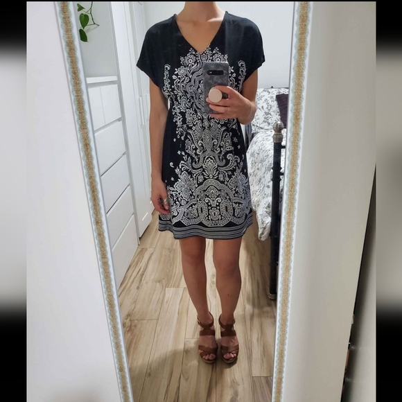 Black and White Dress, Size Small/Medium - Picture 1 of 1
